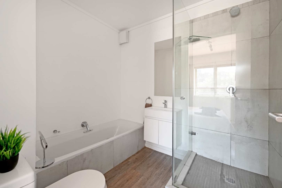 2 Bedroom Property for Sale in Zonnebloem Western Cape
